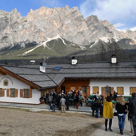 Jaegerhaus Agriturismo Cortina d'Ampezzo Buitenkant foto